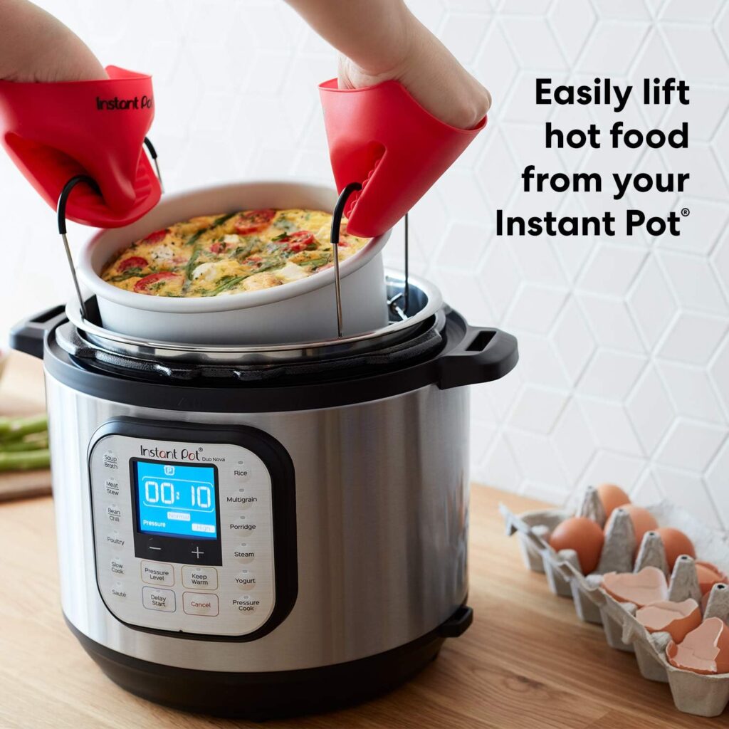 Instant Pot Duo Mini 7-in-1 Electric Pressure Cooker and Mitts ‚Äì Make Yogurt, Rice, Slow Cook, Saut√©, Steam and More